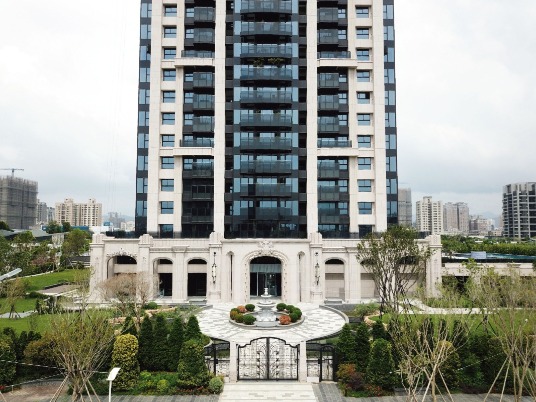 雙橡園2925後棟外觀(左)